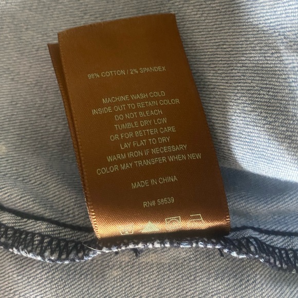 Kut from the Kloth Amelia Denim Light Distressed Jacket - Picture 9 of 9